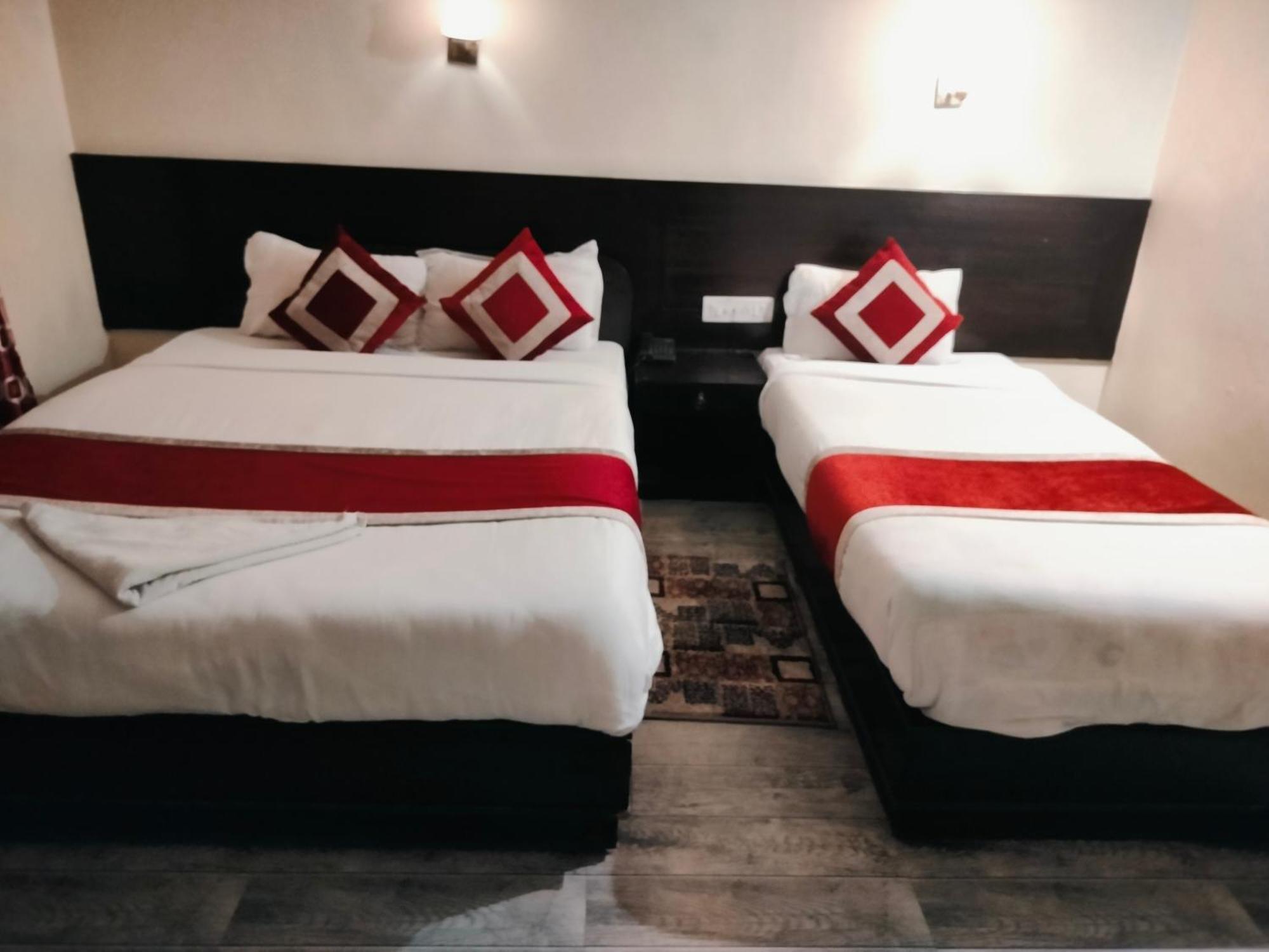 רומינדיי Hotel The Holy Birth מראה חיצוני תמונה