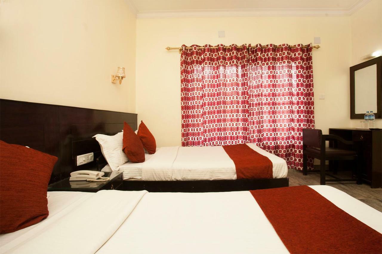 רומינדיי Hotel The Holy Birth מראה חיצוני תמונה