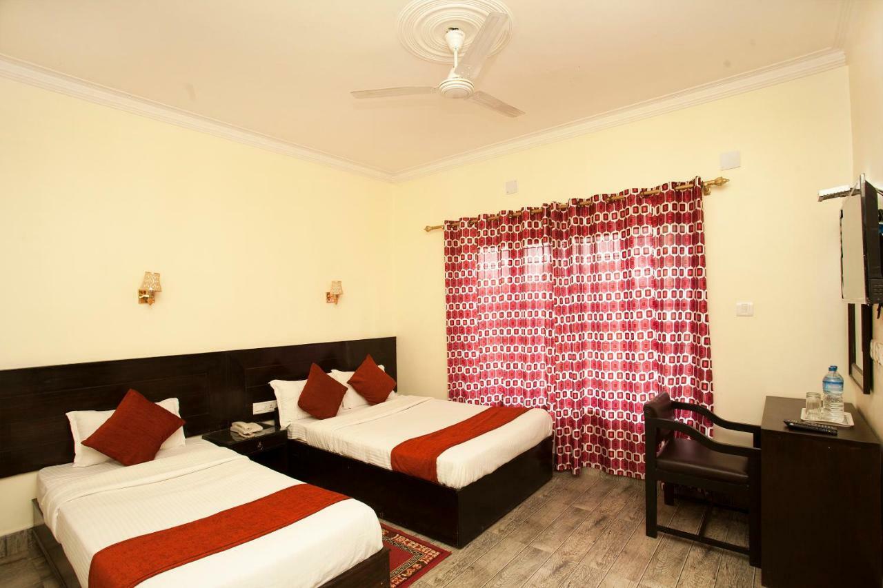 רומינדיי Hotel The Holy Birth מראה חיצוני תמונה
